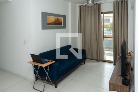 Sala de apartamento para alugar com 2 quartos, 65m² em Freguesia de Jacarepaguá, Rio de Janeiro