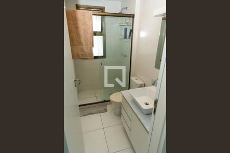 Apartamento para alugar com 65m², 2 quartos e 1 vagaBanheiro da Suíte