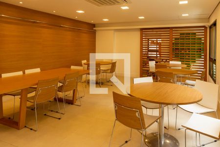 Apartamento para alugar com 65m², 2 quartos e 1 vagaÁrea comum - Salão de Festas Infantil