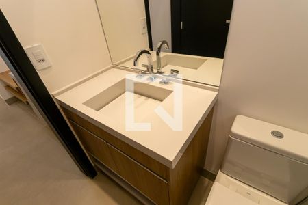 Casa de condomínio à venda com 383m², 4 quartos e 4 vagasBanheiro da suíte 4