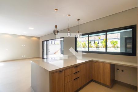 Casa de condomínio à venda com 383m², 4 quartos e 4 vagasCozinha