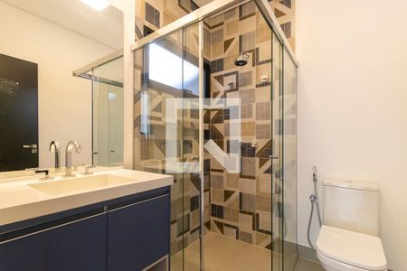 Banheiro da suíte 1 de casa de condomínio à venda com 4 quartos, 383m² em Swiss Park, Campinas