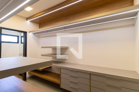 Casa de condomínio à venda com 383m², 4 quartos e 4 vagasQuarto da suíte 2