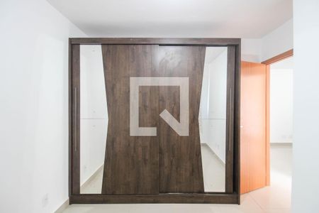 Quarto 1 de apartamento para alugar com 2 quartos, 45m² em Jardim Nova Era, Nova Iguaçu