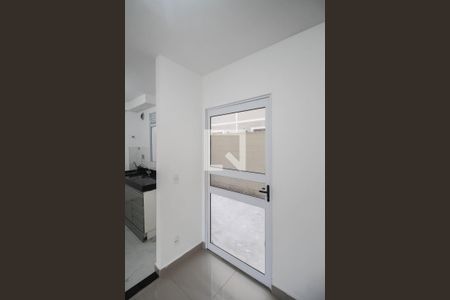 Sala de apartamento para alugar com 2 quartos, 45m² em Jardim Nova Era, Nova Iguaçu