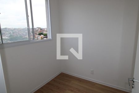 Quarto 2 de apartamento para alugar com 2 quartos, 35m² em Jardim Miriam, São Paulo