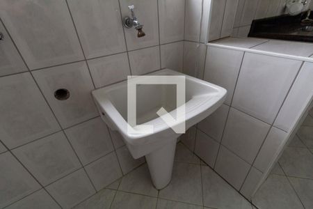 Apartamento para alugar com 70m², 2 quartos e 1 vagaÁrea de Serviço