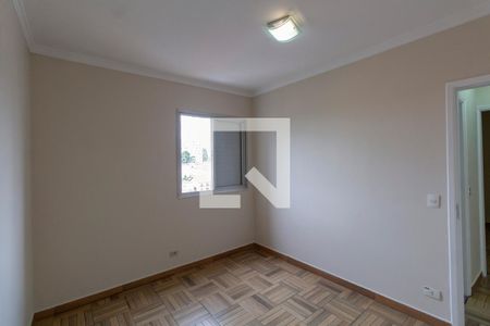 Quarto 2 de apartamento para alugar com 2 quartos, 70m² em Vila Santana, São Paulo