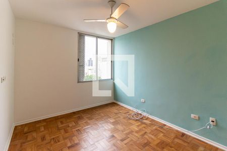 Suíte - Quarto 1 de apartamento para alugar com 3 quartos, 137m² em Higienópolis, São Paulo