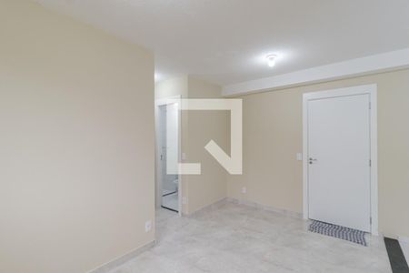 Sala de apartamento para alugar com 2 quartos, 40m² em Jardim Santa Emília, São Paulo