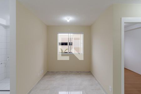 Sala de apartamento para alugar com 2 quartos, 40m² em Jardim Santa Emília, São Paulo