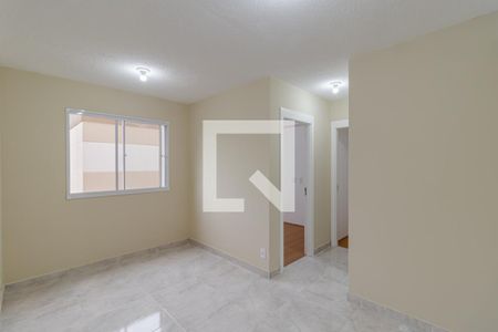 Sala de apartamento para alugar com 2 quartos, 40m² em Jardim Santa Emília, São Paulo