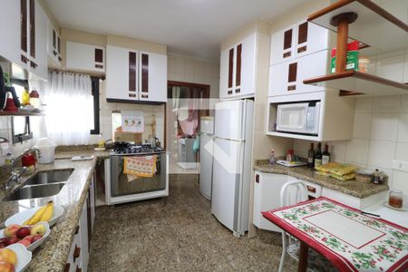 Apartamento à venda com 216m², 3 quartos e 2 vagasCozinha