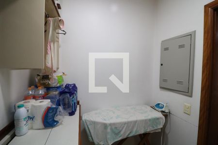 Apartamento à venda com 216m², 3 quartos e 2 vagasQuarto de Serviço