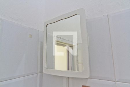 Banheiro de casa para alugar com 1 quarto, 45m² em Vila Baruel, São Paulo