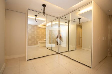 Apartamento para alugar com 110m², 3 quartos e 1 vagaSuíte 