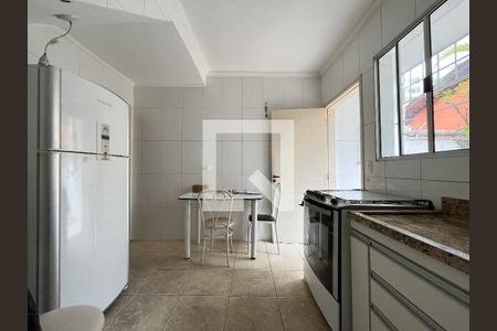 Casa à venda com 120m², 3 quartos e 1 vaga Casa à venda com 120m², 3 quartos e 1 vagaCozinha