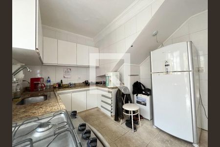 Casa à venda com 120m², 3 quartos e 1 vaga Casa à venda com 120m², 3 quartos e 1 vagaCozinha