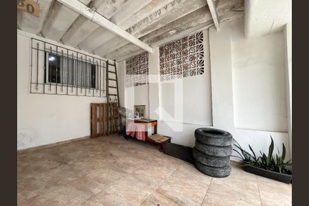 Casa à venda com 120m², 3 quartos e 1 vaga Casa à venda com 120m², 3 quartos e 1 vagaGaragem