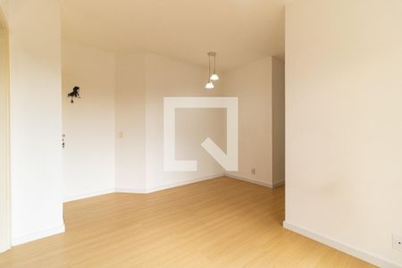 Sala de apartamento para alugar com 2 quartos, 77m² em Vila Firmiano Pinto, São Paulo