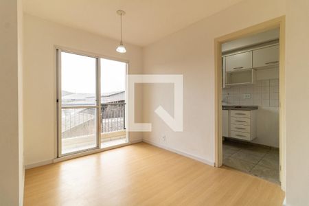 Sala de apartamento para alugar com 2 quartos, 77m² em Vila Firmiano Pinto, São Paulo