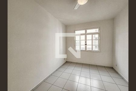 Banheiro de apartamento para alugar com 1 quarto, 77m² em Embaré, Santos