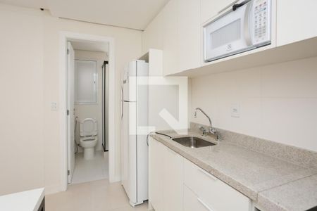 Cozinha de apartamento para alugar com 1 quarto, 37m² em Bom Fim, Porto Alegre