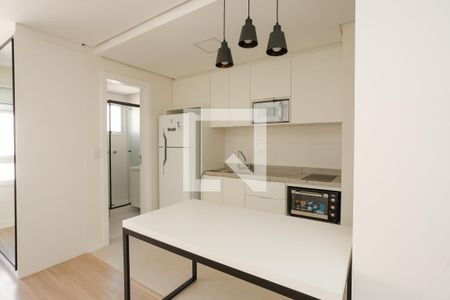 Cozinha de apartamento para alugar com 1 quarto, 37m² em Bom Fim, Porto Alegre