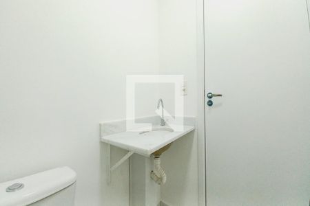 Apartamento à venda com 38m², 2 quartos e 1 vaga Apartamento à venda com 38m², 2 quartos e 1 vagaBanheiro