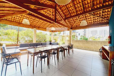 Apartamento à venda com 38m², 2 quartos e 1 vaga Apartamento à venda com 38m², 2 quartos e 1 vagaÁrea comum - Salão de festas