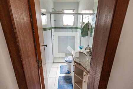 Banheiro de casa de condomínio para alugar com 2 quartos, 160m² em Jaqueline, Belo Horizonte