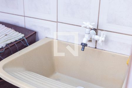 Área de Serviço de apartamento para alugar com 2 quartos, 52m² em Vila Sílvia, São Paulo