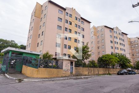 Apartamento para alugar com 52m², 2 quartos e sem vaga Apartamento para alugar com 52m², 2 quartos e sem vagaFachada