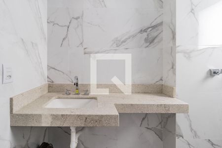 Banheiro de kitnet/studio à venda com 1 quarto, 32m² em Petrópolis, Porto Alegre