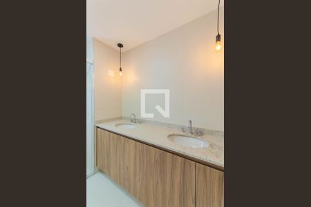 Apartamento para alugar com 145m², 4 quartos e 2 vagasBanheiro da Suíte 2