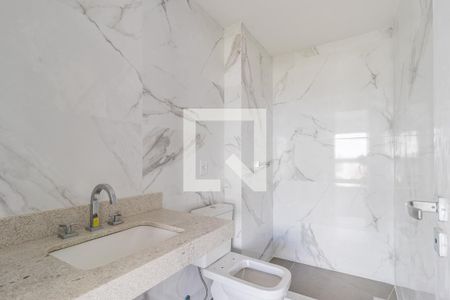 Banheiro de kitnet/studio à venda com 1 quarto, 29m² em Petrópolis, Porto Alegre