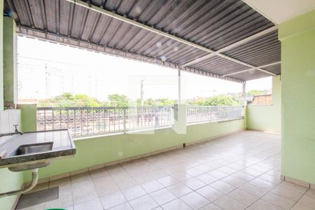 Sacada de casa para alugar com 3 quartos, 100m² em Novo Osasco, Osasco
