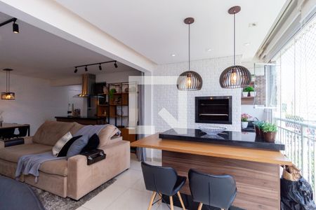 Apartamento à venda com 81m², 2 quartos e 2 vagas Apartamento à venda com 81m², 2 quartos e 2 vagasVaranda