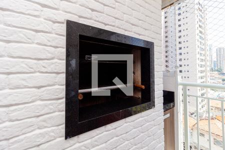 Apartamento à venda com 81m², 2 quartos e 2 vagas Apartamento à venda com 81m², 2 quartos e 2 vagasDetalhe - Varanda