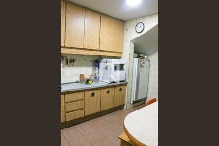 Casa para alugar com 220m², 3 quartos e 2 vagasCozinha