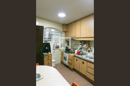 Casa para alugar com 220m², 3 quartos e 2 vagasCozinha