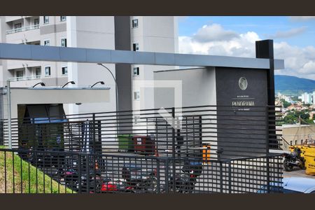 Apartamento à venda com 54m², 3 quartos e 1 vaga Apartamento à venda com 54m², 3 quartos e 1 vagaFachada e portaria