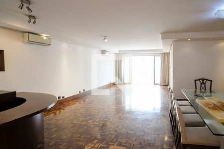 Sala de apartamento à venda com 4 quartos, 330m² em Santo Antônio, São Caetano do Sul