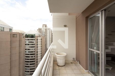 Varanda da Sala de apartamento para alugar com 2 quartos, 75m² em Indianópolis, São Paulo