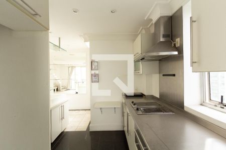 Apartamento para alugar com 75m², 2 quartos e 2 vagasCozinha