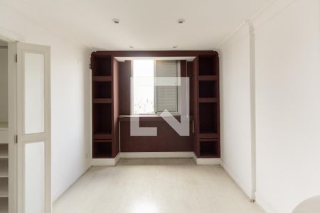 Apartamento para alugar com 75m², 2 quartos e 2 vagasQuarto
