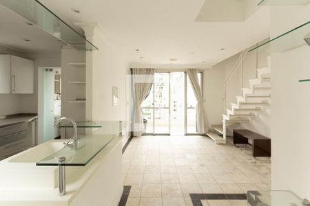 Sala de apartamento para alugar com 2 quartos, 75m² em Indianópolis, São Paulo