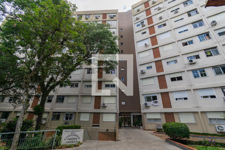 Fachada de apartamento para alugar com 2 quartos, 52m² em Santo Antônio, Porto Alegre
