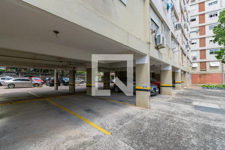 Estacionamento de apartamento para alugar com 2 quartos, 52m² em Santo Antônio, Porto Alegre