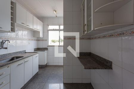 Apartamento à venda com 70m², 2 quartos e 1 vagaCozinha e Área de Serviço